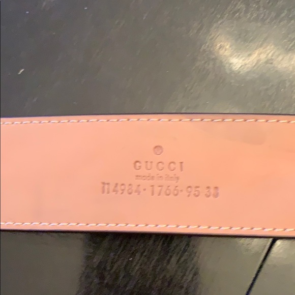 Refurbish-able Gucci belt without buckle - Picture 2 of 3